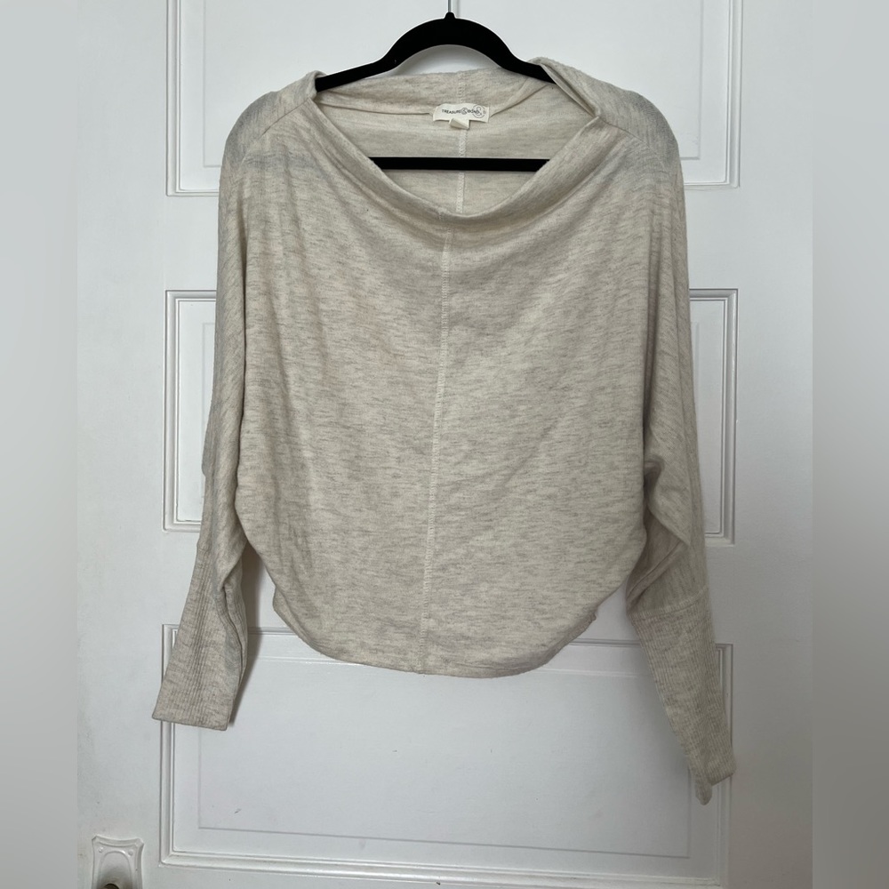 Treasure & Bond Top